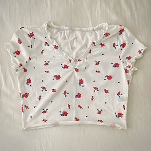 cute floral top! ♡
